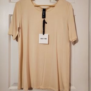 Agnes & Dora Cream Fitted Tee